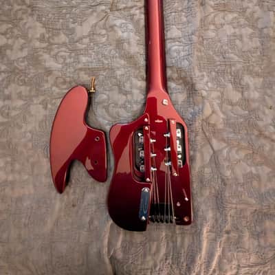 Traveler Speedster Standard 6-String Electric Travel Guitar, Red imagen 2