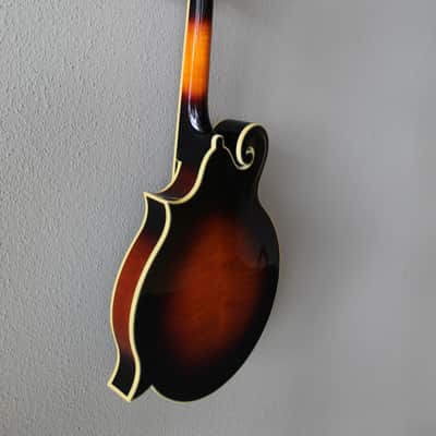 Brand New The Loar LM-600-VS Professional F Style Mandolin with Hard Case image 7
