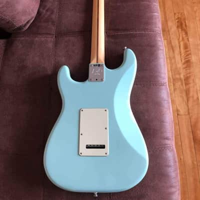 Fender Stratocaster American Professional FSR 2018 - Daphne Blue image 4
