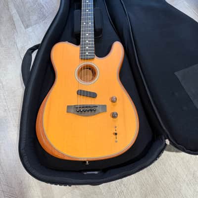 Fender American Acoustasonic Telecaster 2019 - Present - Natural image 1