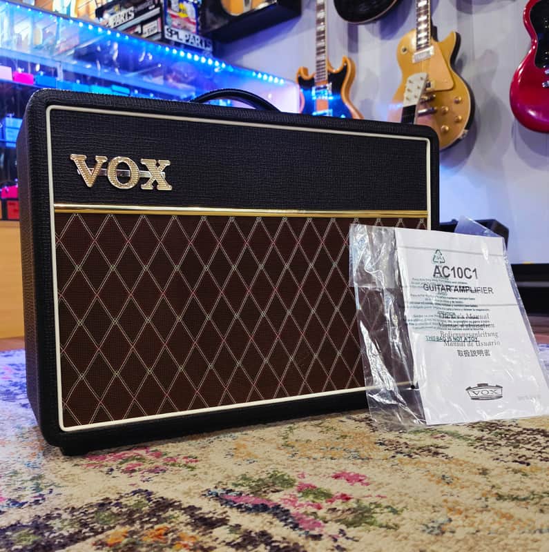 2000 Vox AC10C1 - 1x10 - 10-watt - Combo Tube Amp image 1