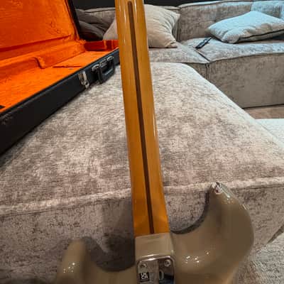 70th Anniversary Vintera Stratocaster Antigua image 4