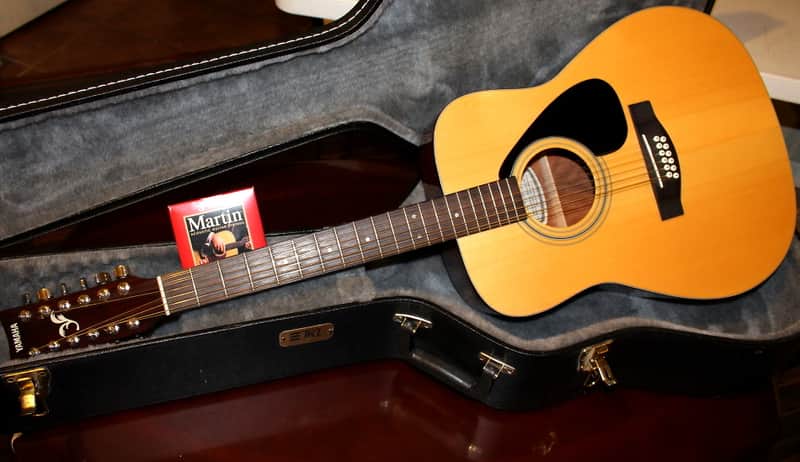 Yamaha FG-413S-12 Solid Spruce Top 12-String Acoustic Guitar