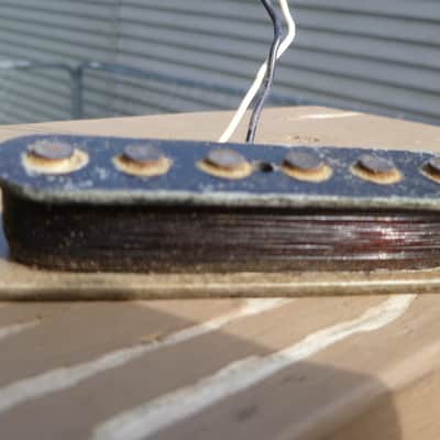 1976 Fender Stratocaster Pickup / Cover image 10