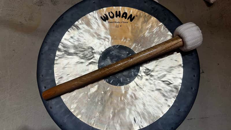 Wuhan 12" Chau Gong w/ Mallet image 1