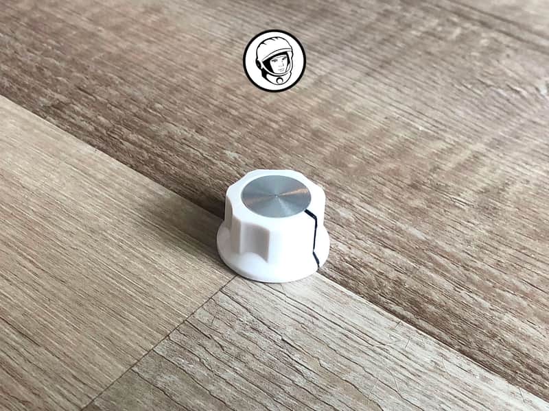 MicroKorg-S Replacement Parts - Select Knob (medium) - I have many parts image 1