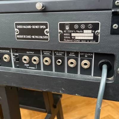 Roland Jupiter 4 synth imagen 3
