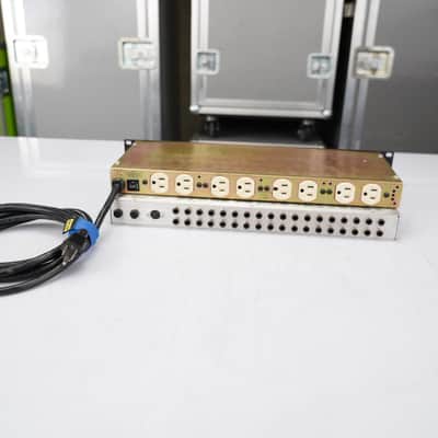 Custom Audio Electronics 8 channel MIDI Loop Switcher w/ Furman PL-Plus #57792 image 8