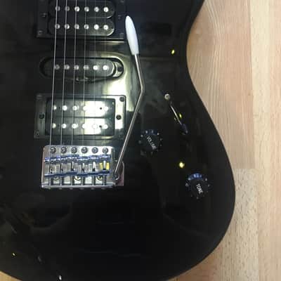 Yamaha ERG 121C image 2