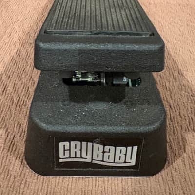 Dunlop 95Q Cry Baby Wah 2000 - Present - Black image 1