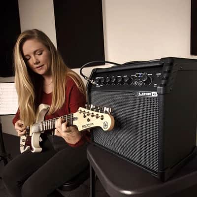 Line 6 Spider V 20 MkII 1x8 Electric Guitar Amplifier Combo image 8