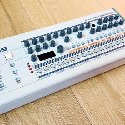 Roland TR-09 Rhythm Composer