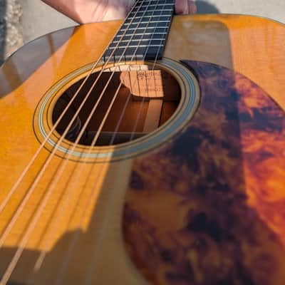 Martin D-18E Retro 2014 - natural image 5