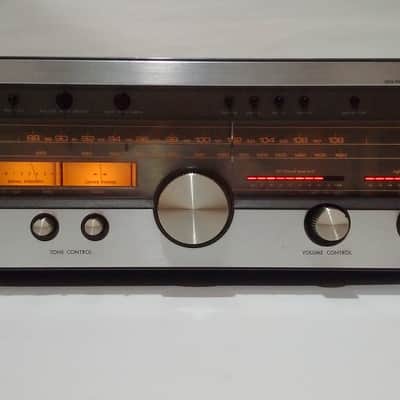Luxman  R 1070 1979 Silver/wood imagen 1