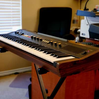 YAMAHA CP11 FULLY SERVICED RARE VINTAGE BEAUTY IN AMAZING CONDITION! image 2
