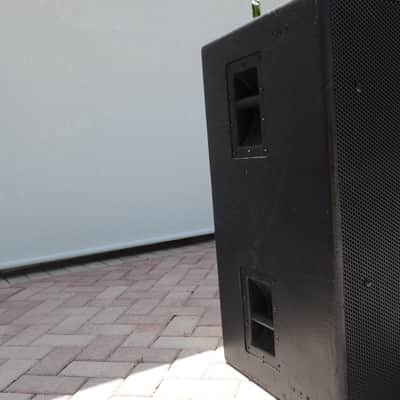 EAW KF650e 3 Way Full Range Professional Speakers Package ( 6 Cabinets ) image 14