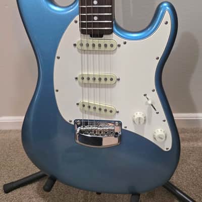Ernie Ball Music Man Cutlass SSS Tremolo 2017 - 2019 - Vintage Turquoise image 2