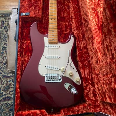 Fender American Standard Stratocaster with Maple Fretboard 1990 - 1993 - Midnight Wine image 5