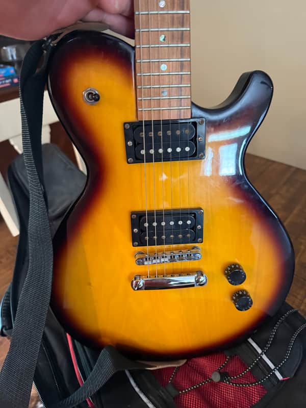 Dean Evo 1000 2012 - Burst image 1