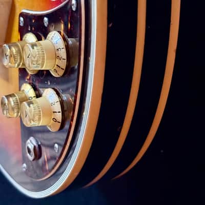 Original Kent 833 Violin style 1966 bass burst image 12