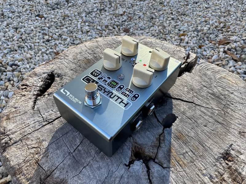 Source Audio C4 Synth mid 2000s - Metal blue face image 1