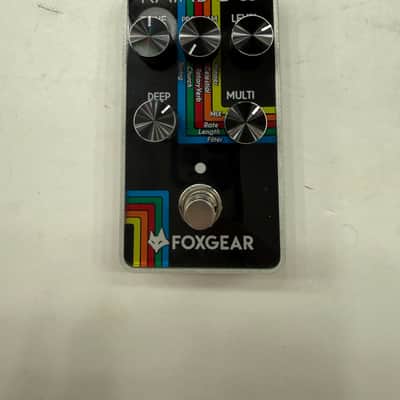 FoxGear Rainbow Reverb Digital Guitar Effect Pedal + Original Box image 2