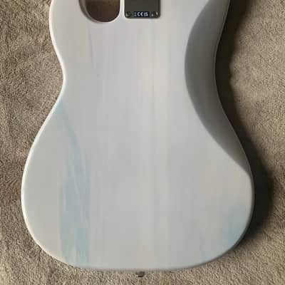 Fender Precision Bass Classic Vibe '50s 2024 - White Blonde image 8