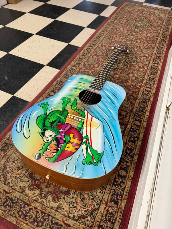 Takamine GS-330S