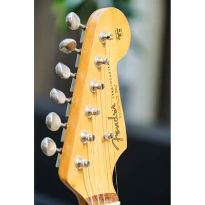 1962 Fender Stratocaster fiesta red image 3