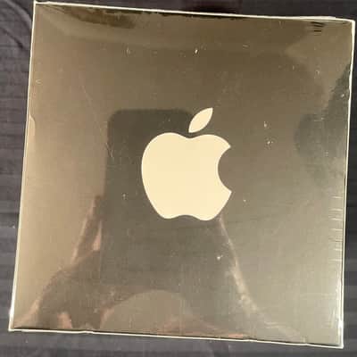 Apple iPod Vintage U2 Special Edition Black/Red (20 GB) Unopened/Mint/Factory Sealed/RARE! image 12