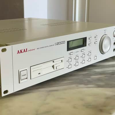 Akai S2000 Sampler NEW OLD STOCK with Extras NOS