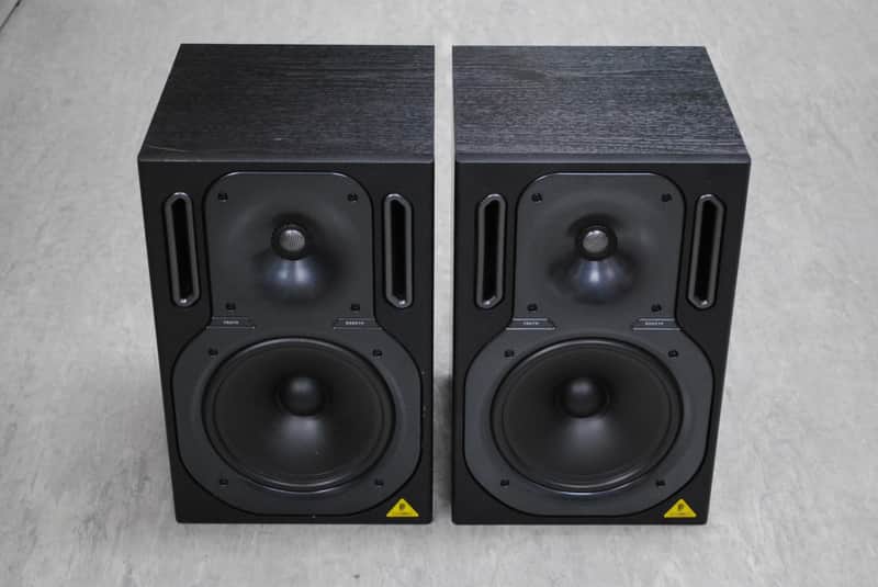 Behringer Truth B2031P 8.75" Passive Studio Monitors (Pair) image 1