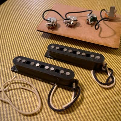 Jazz Bass Alnico Pickups & Wiring Harness image 1