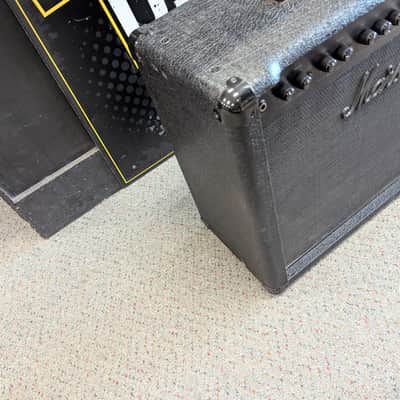 Marshall DSL40CR LE STEALTH 2-Channel 40-Watt 1x12" Guitar Combo image 2