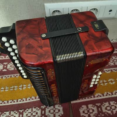 Hohner Erica C/F Diatonic Button Accordion image 2