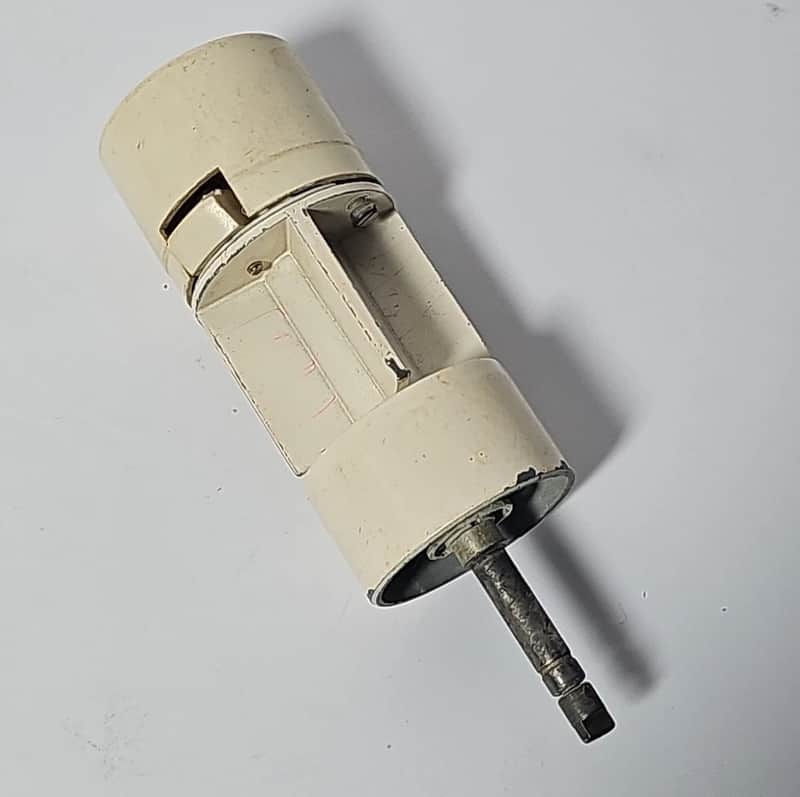 Garrard Large Record Spindle Type LRS3 Adapter image 1