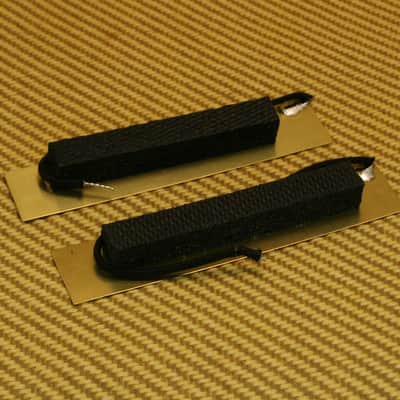 Fender Genuine Jazz Bass Copper Pickup Shields & Foam Neck and Bridge '62 AVRI