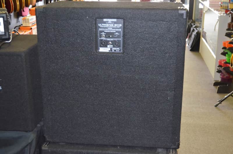 Behringer BA115 1x15