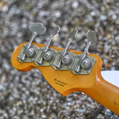 Fender Limited Edition Vintera II Road Worn '60s Precision Bass - Fiesta Red image 12
