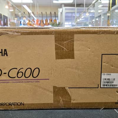 Yamaha CD-C600 5-Disc CD Changer/Player w/ USB iPod PlayXchange 2010 - Black image 3