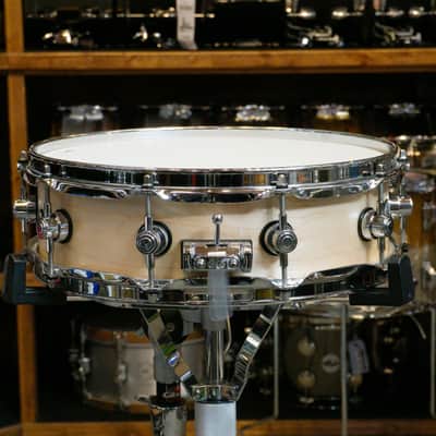 DW Collector's Maple 4x14 Snare Drum - "Natural Satin Oil" image 3