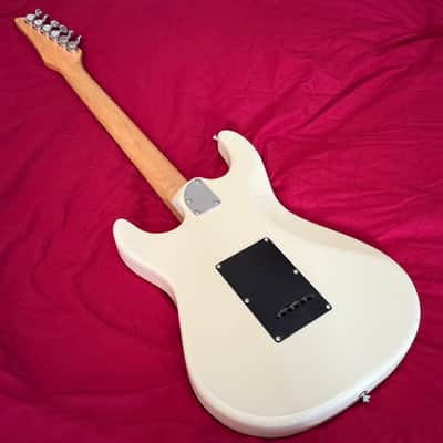 Carvin Bolt SSS Tremolo - Custom Shop Strat Killer - Made in USA - Vintage White - Lace Style Pickups - Free Pro Setup image 16