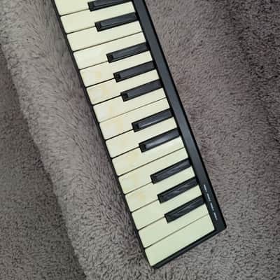 Akai LPK25 2012 - Present - Black image 1
