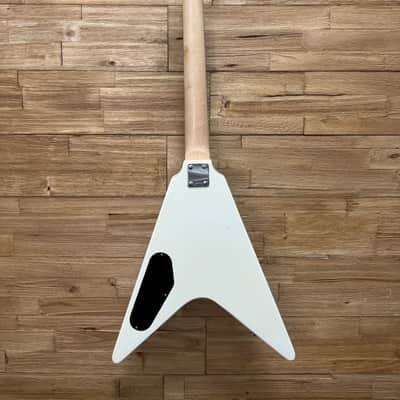 Jay Turser JRV-24 Flying V Electric Guitar -24" scale - Vintage White image 11