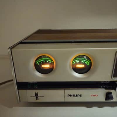 Philips - RH720 - Hi-Fi Tuner Amplifier - Receiver image 12