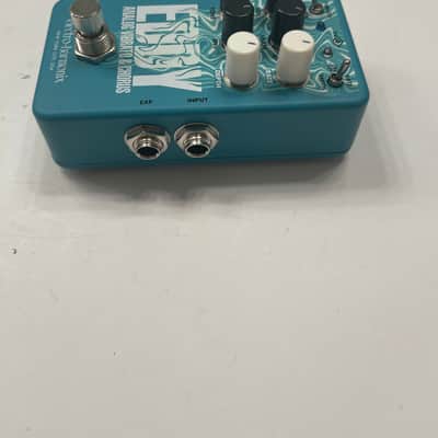 Electro Harmonix Eddy Analog Chorus & Vibrato Guitar Effect Pedal + Box & PSU image 6