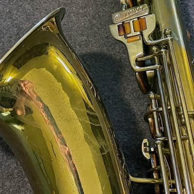 Buescher Aristocrat 1937 - Lacquer image 9