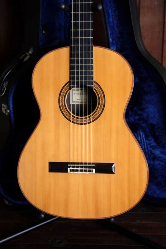 Ryoji Matsuoka M100 Classical Guitar Made in Japan Pre-Owned image 1