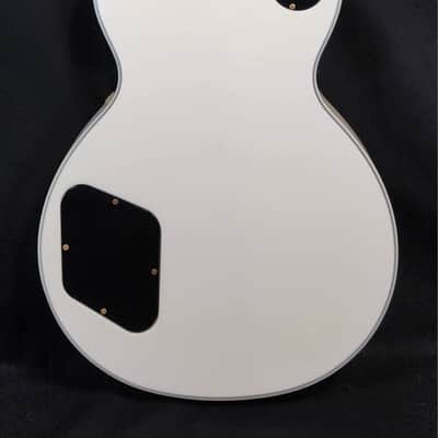 Gibson Vintage 2001 Les Paul Custom, Alpine White, Gold Hardware, w/HSC, Just Unboxed image 14