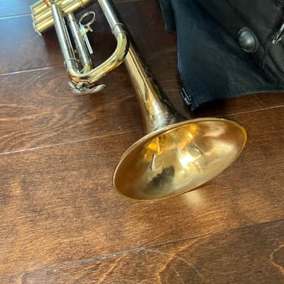 Jean Baptiste brand Trumpet with case and mouthpiece image 4